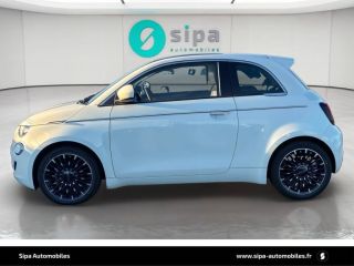 31200 : Hyundai TOULOUSE NORD - AUTO NORD - FIAT 500e BERLINE MY22 SERIE 1 STEP 2 Icône Plus - 500 III - White - Automate à fonct. Continu - Courant électrique