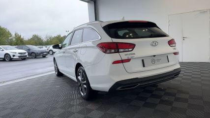 85000 : Hyundai MoceanRent | La Roche-sur-Yon - Océane Auto - HYUNDAI i30 SW Creative - i30 III - Blanc - Boîte manuelle - Essence sans plomb