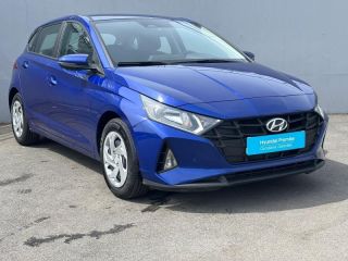 56600 : Hyundai Lorient - Auto Océane - HYUNDAI i20 - i20 - Intense Blue Métal - Traction - Essence