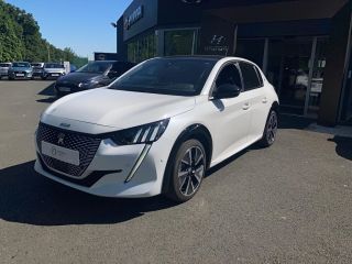 49070 : Hyundai Angers - Oceane Automobiles - PEUGEOT 208 ELECTRIQUE GT - 208 ELECTRIQUE II - Blanc - Automate à fonct. Continu - Courant électrique