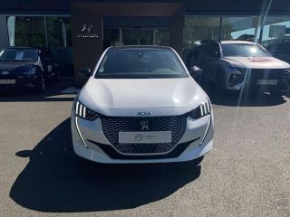 49070 : Hyundai Angers - Oceane Automobiles - PEUGEOT 208 ELECTRIQUE GT - 208 ELECTRIQUE II - Blanc - Automate à fonct. Continu - Courant électrique