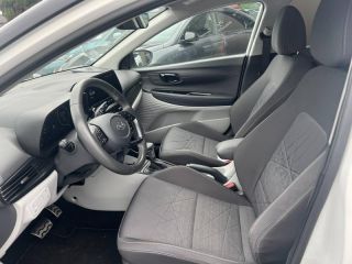 64100 : Hyundai Bayonne - Oceanic Auto - HYUNDAI Bayon - Bayon - Atlas White - Traction - Essence/Micro-Hybride