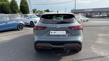 02100 : Hyundai Saint-Quentin - Mary Automobiles - NISSAN QASHQAI N-Connecta - QASHQAI III - GRIS SHARK - Automate à fonct. Continu - Essence / Courant électrique