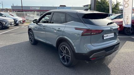 02100 : Hyundai Saint-Quentin - Mary Automobiles - NISSAN QASHQAI N-Connecta - QASHQAI III - GRIS SHARK - Automate à fonct. Continu - Essence / Courant électrique
