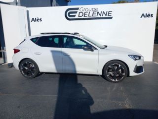 30100 : Hyundai Alès - Auto Hall - CUPRA LEON V - LEON - Blanc - Automate sequentiel - Essence sans plomb
