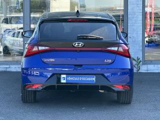 57200 : Hyundai Sarreguemines - Theobald Automobiles - HYUNDAI i20 - i20 - Intense Blue Métal/Toit/rétro Black - Traction - Essence/Micro-Hybride