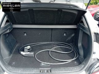77600 : Hyundai Bussy-Saint-Georges - Protea by Riester - HYUNDAI KONA ELECTRIC Executive - KONA ELECTRIQUE - BLANC - Automate à fonct. Continu - Courant électrique