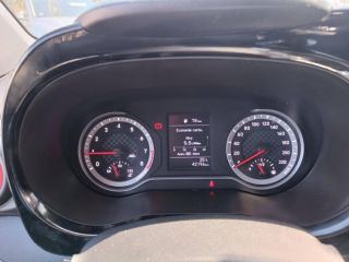 59640 : Hyundai Dunkerque - Europ'Auto - HYUNDAI i10 - i10 - Atlas White/Toit/rétros Black - Traction - Essence