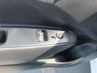 59640 : Hyundai Dunkerque - Europ'Auto - HYUNDAI i10 - i10 - Atlas White/Toit/rétros Black - Traction - Essence