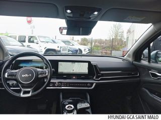 35400 : Hyundai Saint-Malo - GCA - KIA Sportage - Sportage - Vert Bornéo métallisé - Transmission intégrale - Hybride rechargeable : Essence/Electrique