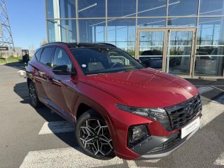 37540 : Hyundai Tours - EOS des Nations - HYUNDAI Tucson - Tucson - Sunset Red Métal/Toit/rétros Black - Traction - Hybride : Essence/Electrique