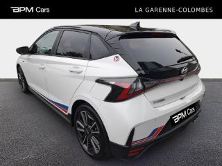92250 : Hyundai La Garenne-Colombes - BPM Cars - HYUNDAI i20 - i20 - Atlas White Métal/Toit/rétros Black - Traction - Essence/Micro-Hybride
