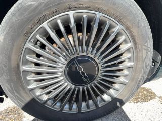 04100 : Hyundai Manosque - Pedinielli - FIAT 500e BERLINE MY22 SERIE 1 STEP 1 Icône - 500 III ELECTRIQUE - Bleu - Automate à fonct. Continu - Courant électrique