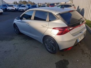29200 : Hyundai Brest - Iroise Automobiles - HYUNDAI i20 - i20 - Sleek Silver Métal - Traction - Essence