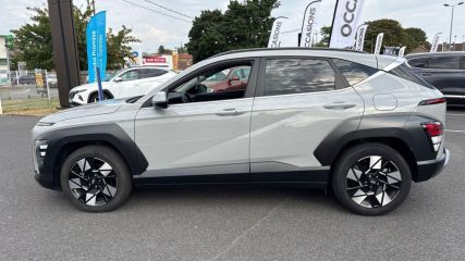 02100 : Hyundai Saint-Quentin - Mary Automobiles - HYUNDAI KONA Creative - KONA II - BEIGE - Automate sequentiel - Essence / Courant électrique