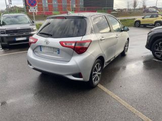 64100 : Hyundai Bayonne - Oceanic Auto - TOYOTA Yaris - Yaris - Gris Aluminium bi-ton Toit Gris Atlas - Traction - Essence