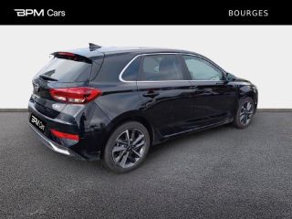 92130 : Hyundai ISSY-LES-MOULINEAUX - BPM Cars - HYUNDAI i30 - i30 - Abyss Black métal - Traction - Essence