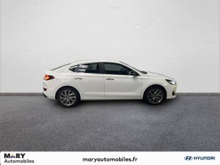 27700 : Hyundai Les Andelys - JFC by Mary Automobiles - HYUNDAI i30 FASTBACK Creative - i30 III - Crystal White - Boîte manuelle - Essence sans plomb