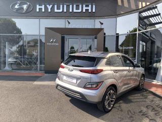 19100 : Hyundai Brive-la-Gaillarde - Garage Pouget - HYUNDAI Kona - Kona - Shimmering Silver Métal - Traction - Electrique