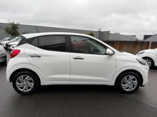 56000 : Hyundai Vannes - Park Lann Automobiles - HYUNDAI i10 - i10 - Atlas White - Traction - Essence