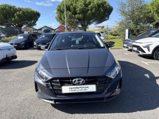 56000 : Hyundai Vannes - Park Lann Automobiles - HYUNDAI i20 - i20 - Intense Blue Métal - Traction - Essence