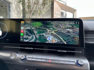 13200 : HYUNDAI Arles - Lexa Automobile - HYUNDAI KONA Creative - KONA II - Gris - Automate sequentiel - Essence / Courant électrique