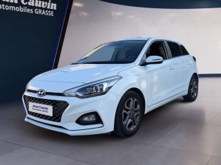 06130 : Hyundai Grasse - Garage Jean Cauvin - HYUNDAI i20 Intuitive - i20 II - Blanc - Boîte manuelle - Essence sans plomb