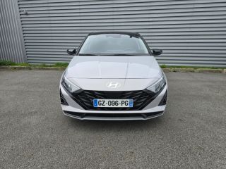 29200 : Hyundai Brest - Iroise Automobiles - HYUNDAI i20 - i20 - Lumen Gray Métal/Toit+rétros Black - Traction - Essence