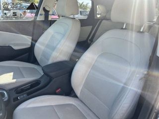 13730 : Hyundai Marignane - Cap Milanesio - HYUNDAI KONA HYBRID Executive - KONA - Gris - Automate sequentiel - Essence / Courant électrique