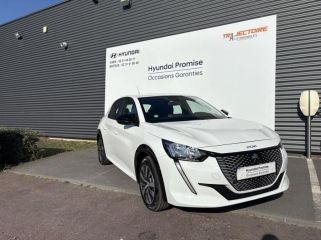 14100 : Hyundai Lisieux - Trajectoire Automobiles - PEUGEOT 208 - 208 - Blanc Banquise (O) - Traction - Electrique