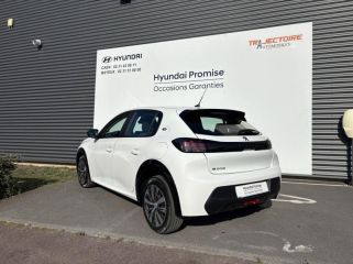 14100 : Hyundai Lisieux - Trajectoire Automobiles - PEUGEOT 208 - 208 - Blanc Banquise (O) - Traction - Electrique