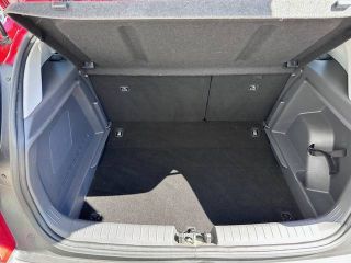 60880 : Hyundai Compiègne - Groupe PROTEA - HYUNDAI BAYON Intuitive - BAYON - Rouge - Automate sequentiel - Essence sans plomb