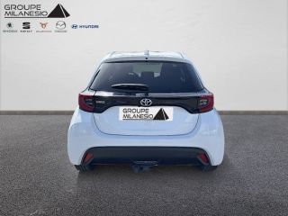 13300 : Hyundai Salon de Provence - Cap Milanesio - TOYOTA YARIS Design - YARIS IV - Blanc - Boîte manuelle - Essence sans plomb
