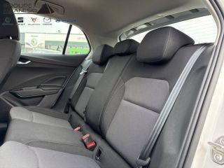 13730 : Hyundai Marignane - Cap Milanesio - SKODA FABIA Selection - FABIA IV - Blanc - Boîte manuelle - Essence sans plomb