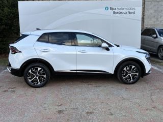 33110 : Hyundai Bordeaux Nord Le Bouscat - Sipa Automobiles - KIA SPORTAGE Design - SPORTAGE (12/2021-08/2025) - BLANC - Boîte automatique - Essence / Courant électrique