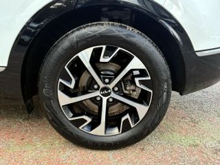 33110 : Hyundai Bordeaux Nord Le Bouscat - Sipa Automobiles - KIA SPORTAGE Design - SPORTAGE (12/2021-08/2025) - BLANC - Boîte automatique - Essence / Courant électrique