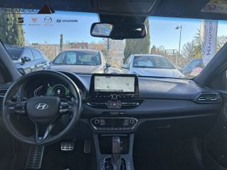 13730 : Hyundai Marignane - Cap Milanesio - HYUNDAI i30 N Line - i30 III - Blanc - Boîte séquentielle - Essence sans plomb