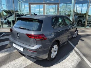 37540 : Hyundai Tours - EOS des Nations - VOLKSWAGEN Golf - Golf - Reflet d&#039;Argent métallisée - Traction - Essence