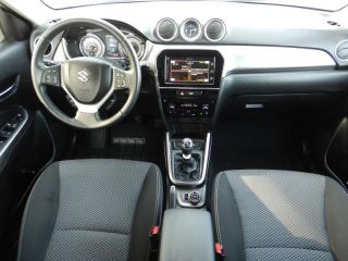 52000 : Hyundai Chaumont - Garage Michel Bazin - SUZUKI Vitara - Vitara - White - Transmission intégrale - Essence/Micro-Hybride