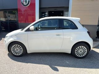04100 : Hyundai Manosque - Pedinielli - FIAT 500e BERLINE MY22 SERIE 1 STEP 2 Action - 500 III - Blanc - Automate à fonct. Continu - Courant électrique