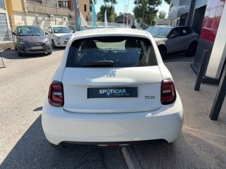 04100 : Hyundai Manosque - Pedinielli - FIAT 500e BERLINE MY22 SERIE 1 STEP 2 Action - 500 III - Blanc - Automate à fonct. Continu - Courant électrique