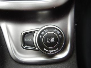 52000 : Hyundai Chaumont - Garage Michel Bazin - SUZUKI Vitara - Vitara - Silky Silver métallisé - Traction - Essence/Micro-Hybride