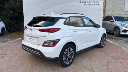 33110 : Hyundai Bordeaux Nord Le Bouscat - Sipa Automobiles - HYUNDAI KONA ELECTRIC Intuitive - KONA ELECTRIC (12/2020) - BLANC - Automate à fonct. Continu - Courant électrique