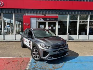 89100 : Hyundai Sens - APS - KIA Stonic - Stonic - Gris Météore métallisé - Traction - Essence/Micro-Hybride
