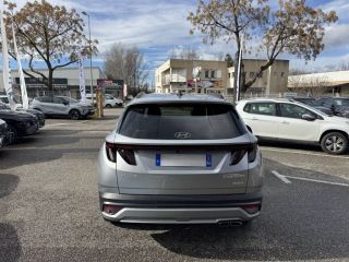 84120 : Hyundai PERTUIS - SA PEDINIELLI - HYUNDAI TUCSON Creative - TUCSON IV - Shimmering Silver - Boîte automatique - Essence / Courant électrique