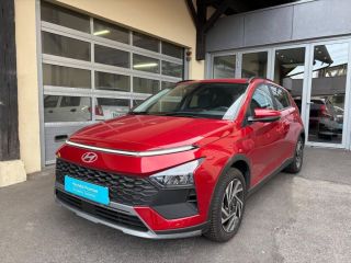 78000 : Hyundai Versailles - SOCOHY - HYUNDAI Bayon - Bayon - Dragon Red Métal - Traction - Essence
