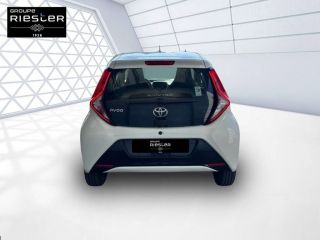 77100 : Hyundai Meaux - Protea by Riester - TOYOTA AYGO MY20 x-play - AYGO II - BLANC - Boîte manuelle - Essence sans plomb