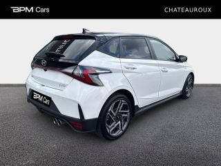 36000 : Hyundai Châteauroux - BPM Cars - HYUNDAI i20 - i20 - Atlas White/Toit+rétros Black - Traction - Essence